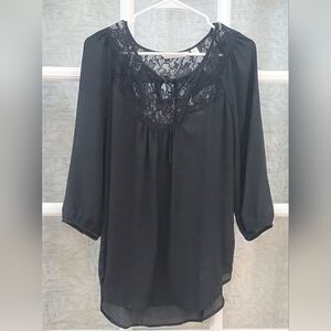 LC Lauren Conrad Black Lace Detail Key Hole Blouse Suze Medium - Oversized